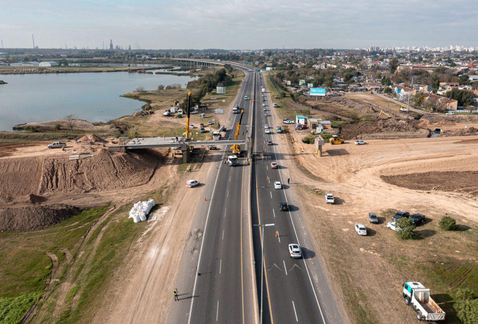 AUBASA_Obra_bajada_520_autopista_buenos_aires_la_plata-003-960x650